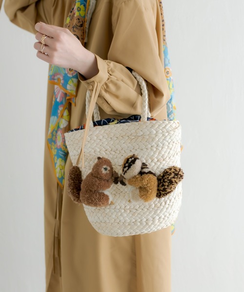 ear PAPILLONNER（イアパピヨネ）の「キャラかごバッグ（かごバッグ