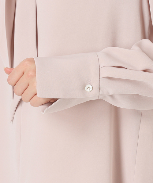 Noble（ノーブル）の「《WEB限定追加》ロイヤルサテンボウタイブラウス