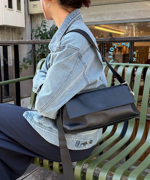 シュリンクリンショルダーバッグ/牛革/軽量/WEB限定カラー展開/新色