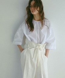 ETRE TOKYO（エトレトウキョウ）の「キャンディースリーブタックシャツ