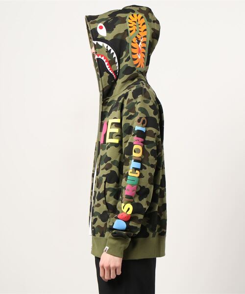 A BATHING APE（アベイシングエイプ）の「BAPE X READYMADE TIGER