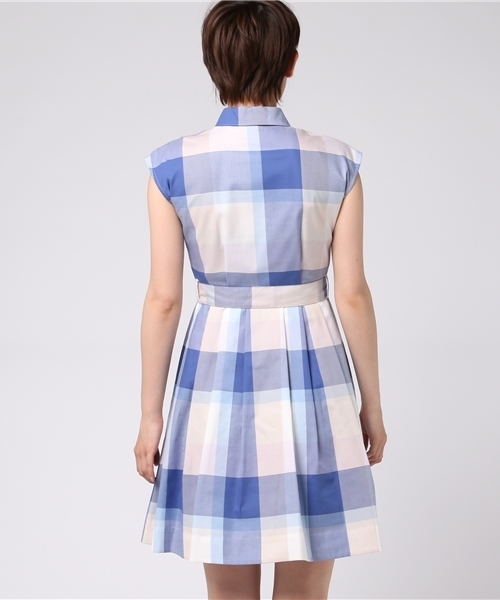 BLUE LABEL CRESTBRIDGE（ブルーレーベルクレストブリッジ）の