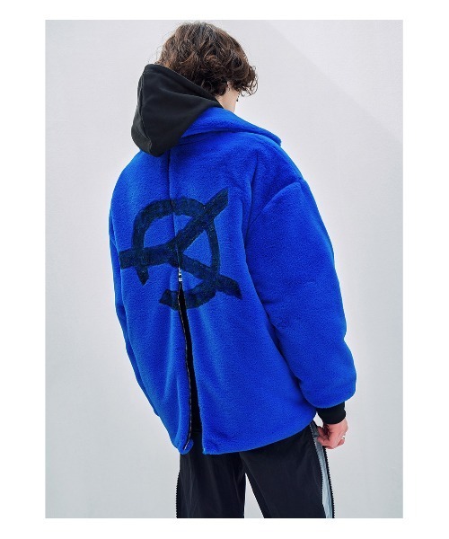 OY（オーワイ）の「『OY/オーワイ』BOTH ZIPPER LOGO FUR JACKET