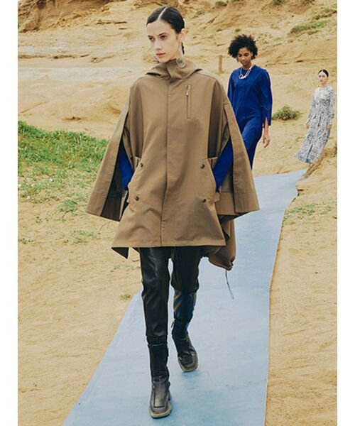 UN3D.（アンスリード）の「フードケープコート（ポンチョ）」 - WEAR