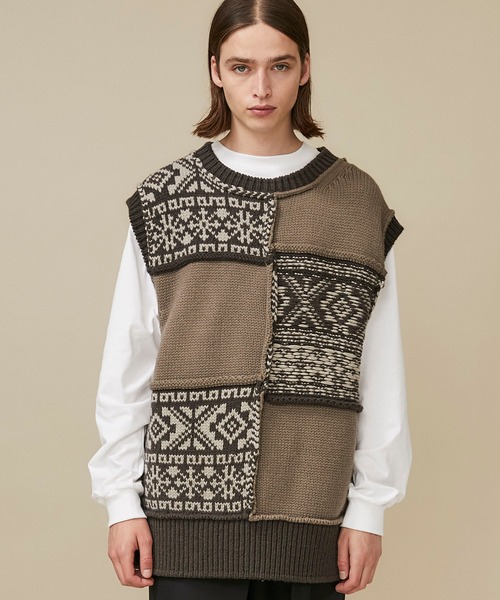 Name.（ネーム）の「【Name.】ノルディックパッチワークニットベスト
