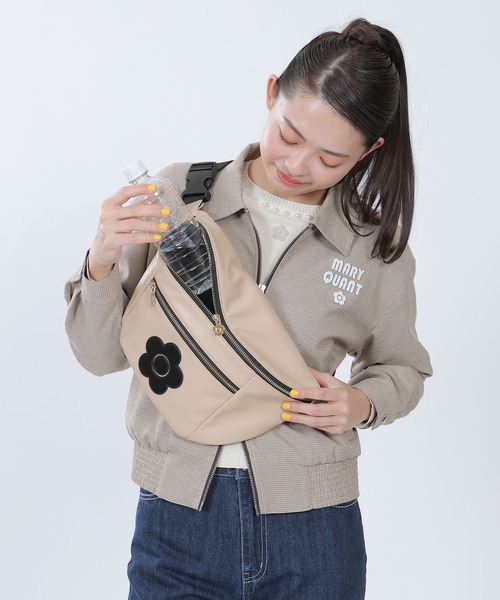 MARY QUANT（マリークワント）の「フロントポケットデイジーパッチ