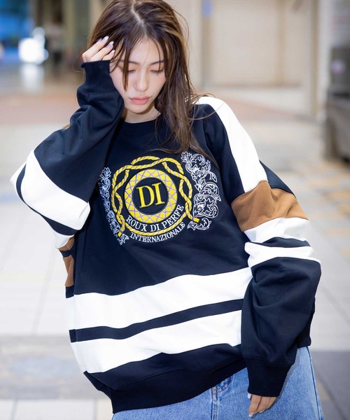 ROUXDI PERFE ルゥディパフィー]フロント刺繍復刻デザイントレーナー