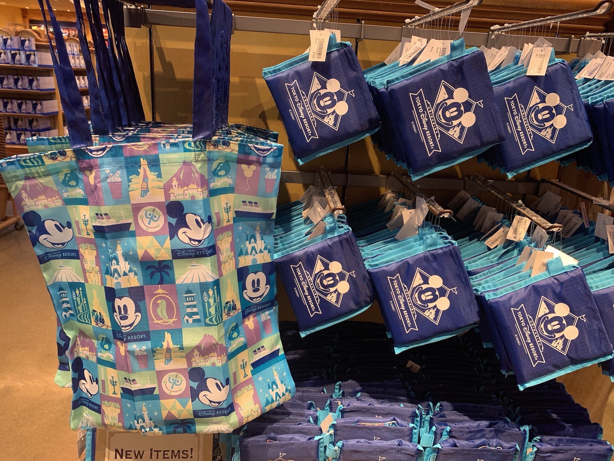 ワンコイン】ディズニーエコバッグがパーク限定発売！サイズ＆販売場所