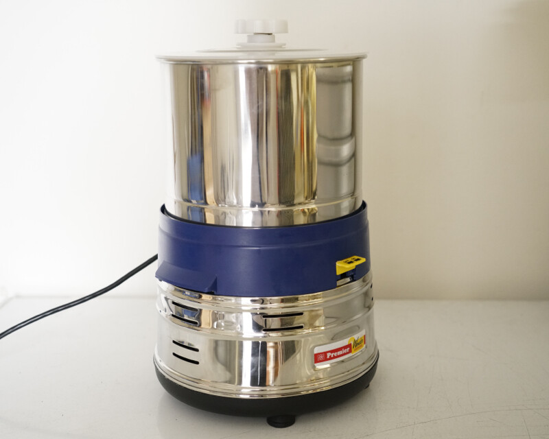 カカオをすり潰し滑らかなチョコレートにする「メランジャー」とは？