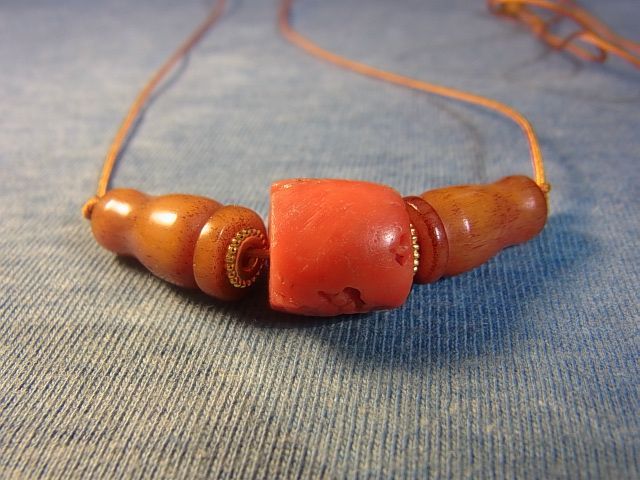 値下げ 虎彫刻 珊瑚風彫 鼻煙壺 ？ 山珊瑚？ 希少 アンテーク 値下げ