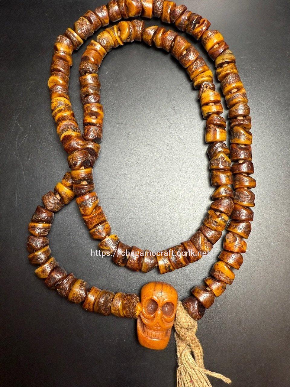 チベタン眉心骨カパラの御数珠 (Old Tibetan eye brow bone Kapala