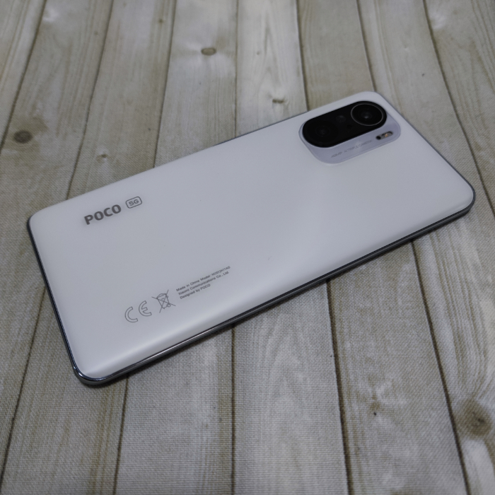 POCO F3レビュー】3万円台で買えるハイエンドスマホ！ゲームもカメラも