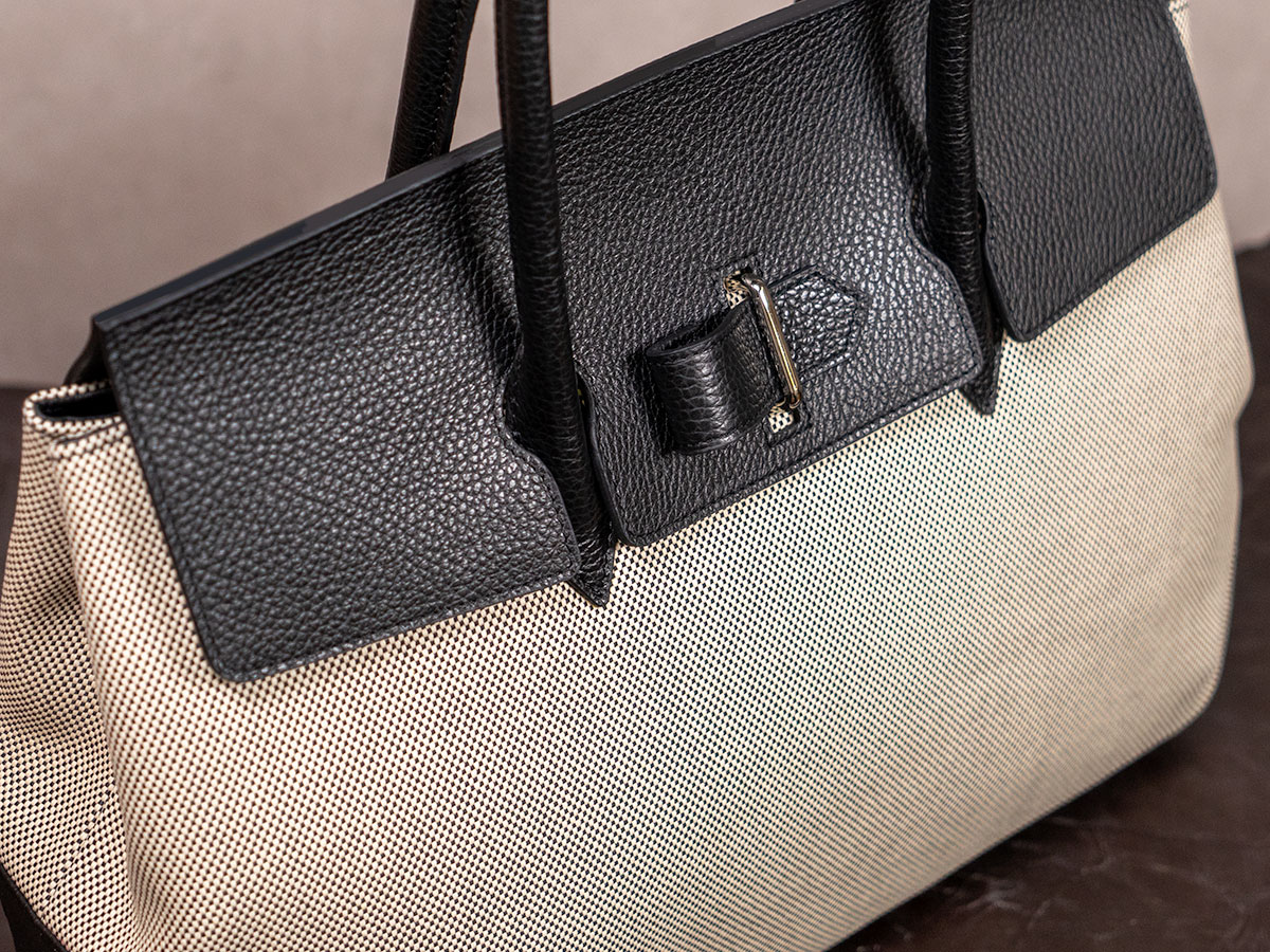 グレインキャンバスコンビ フラップトートバッグ（3月再入荷予定