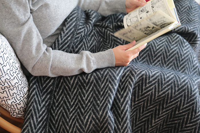 LAPUAN KANKURIT/ラプアンカンクリ/スローブランケット/IIDA/ブラック