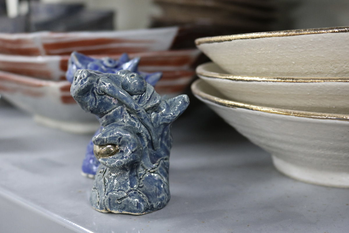 川尻潤 －平和と愛を伝える陶芸－LIVING with ART｜コンフォートQ