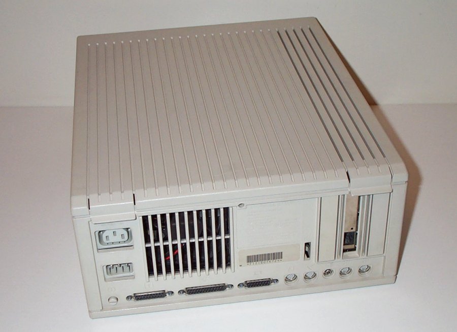 Apple Macintosh IIci - computers.popcorn.cx