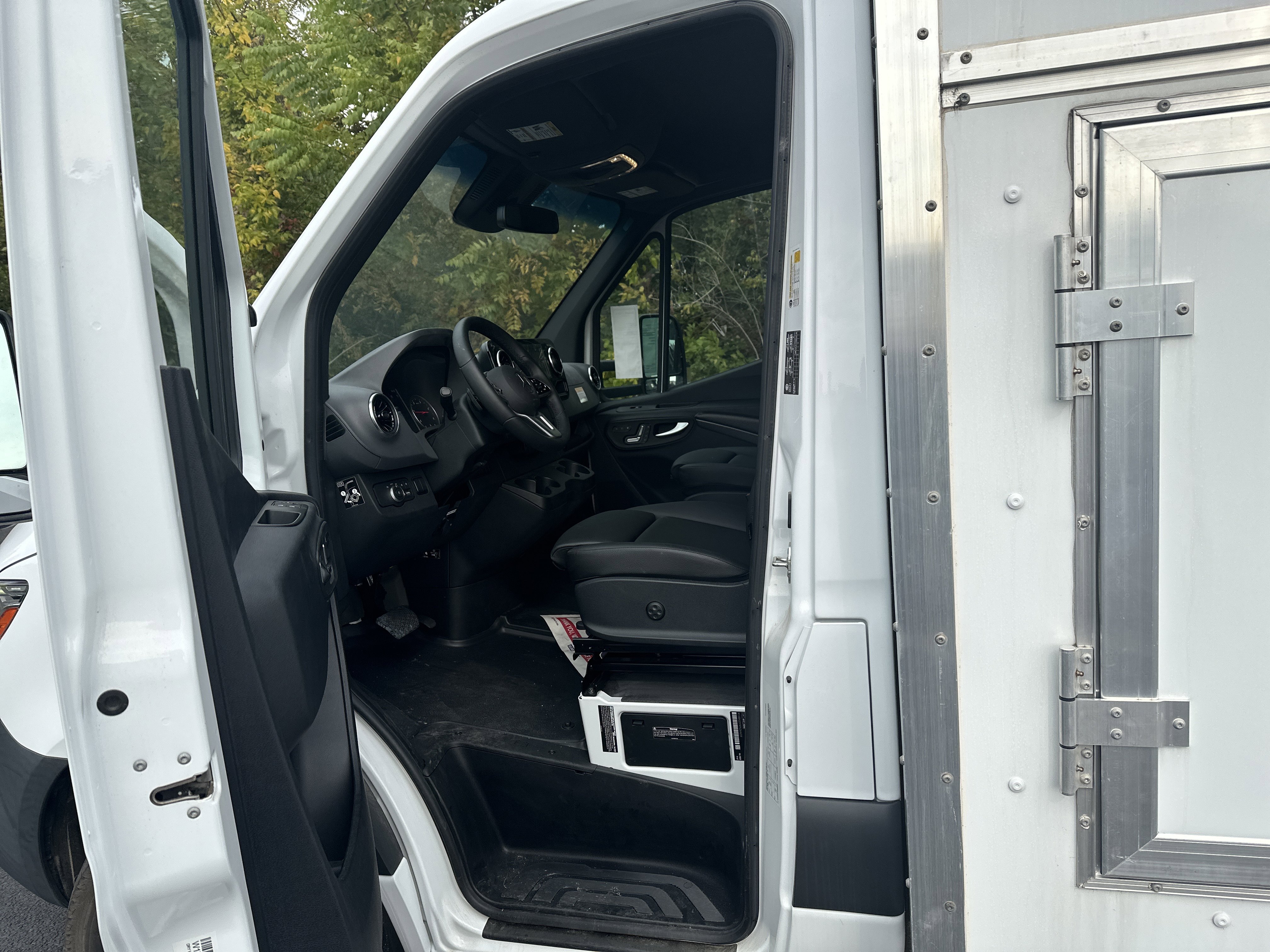 New Arctic White 2023 Mercedes-Benz Sprinter Cab Chassis Cab