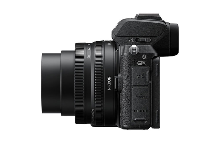 Nikon ミラーレスカメラ Z 50 ダブルズームキット【SDカード付