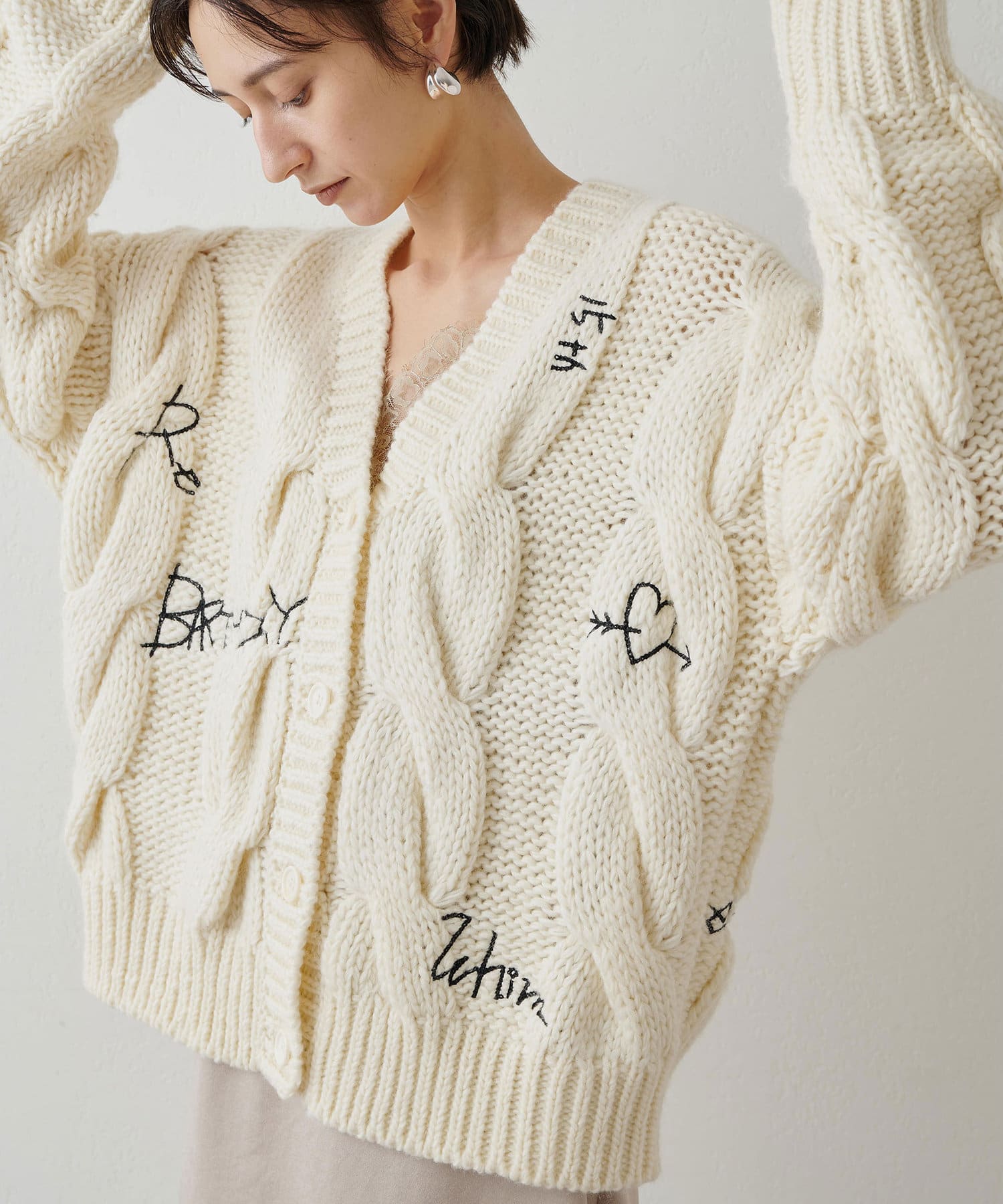 15th Anniversary】ローゲージニットカーディガン | Whim Gazette