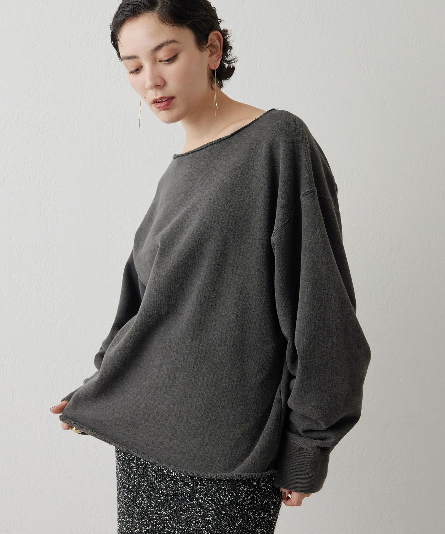 ピグメントウラケプルオーバー | Whim Gazette(ウィム ガゼット