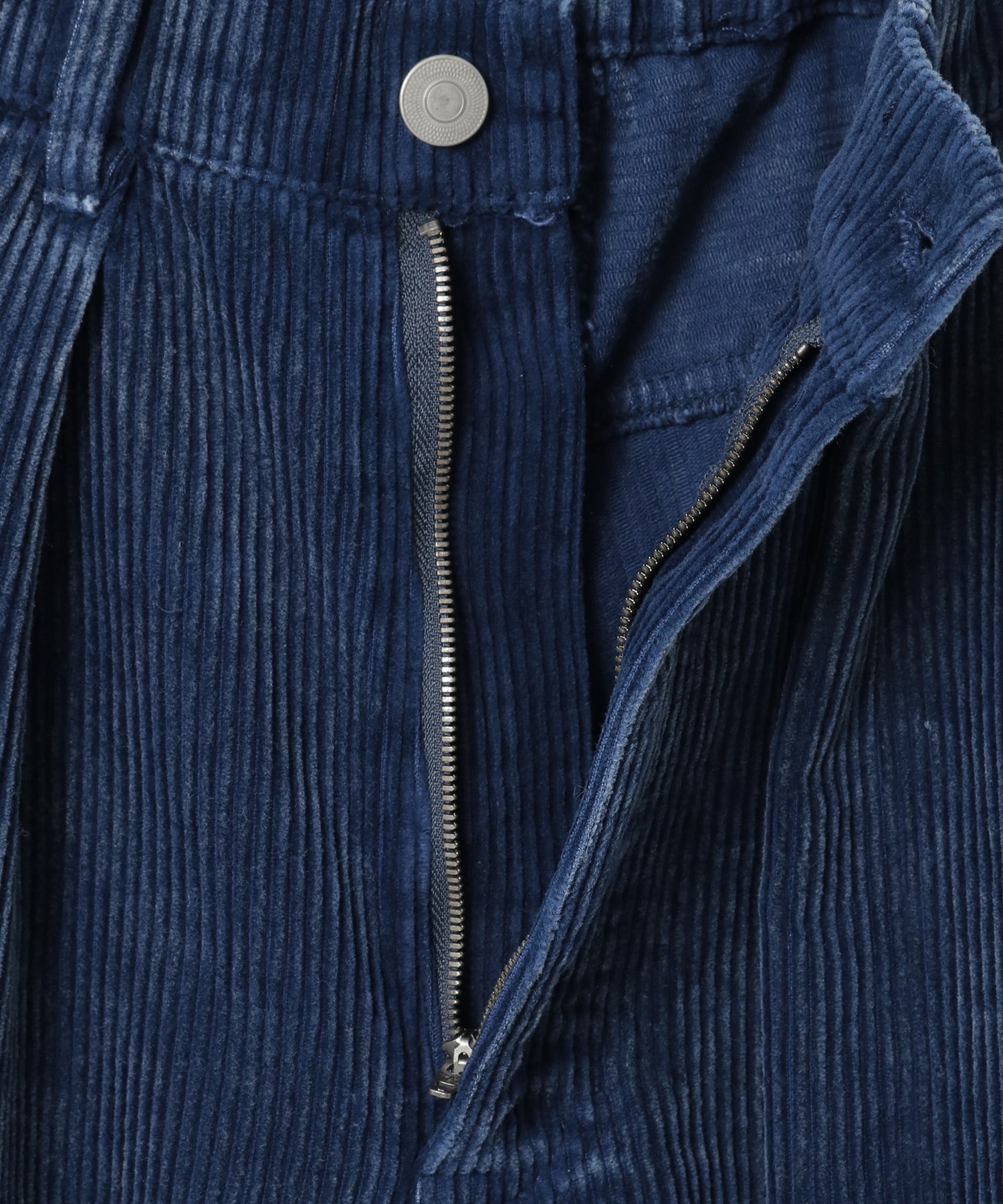 NAVY SERIES】CORDUROY WASHED WIDE PANTS (SET-UP)｜CONVERSE TOKYO