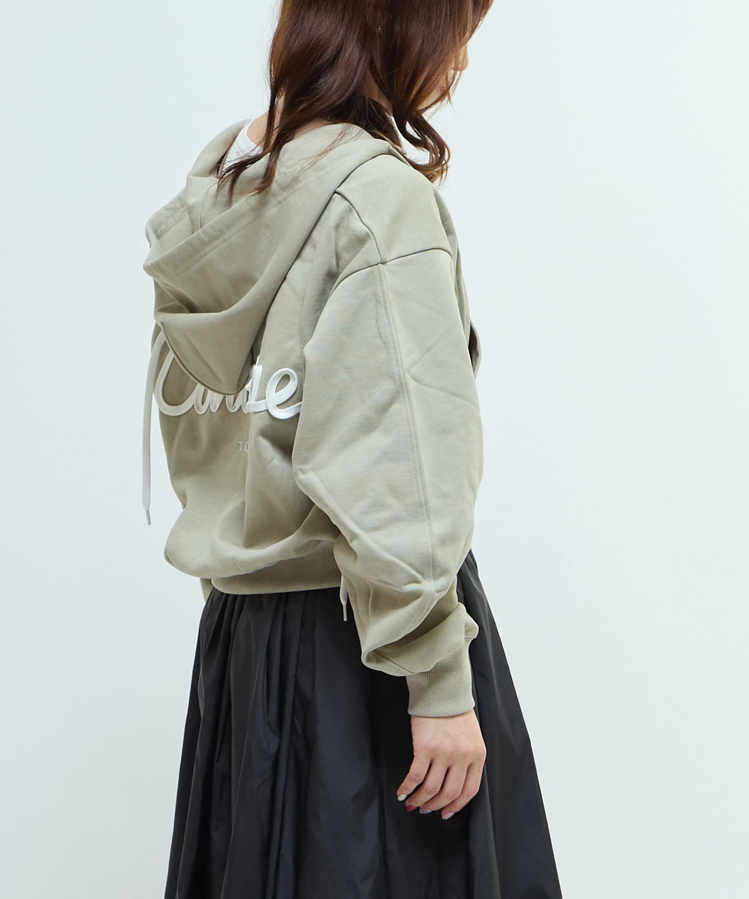 BACK SPINDLE LOGO ZIP HOODIE｜CONVERSE TOKYO (コンバーストウキョウ