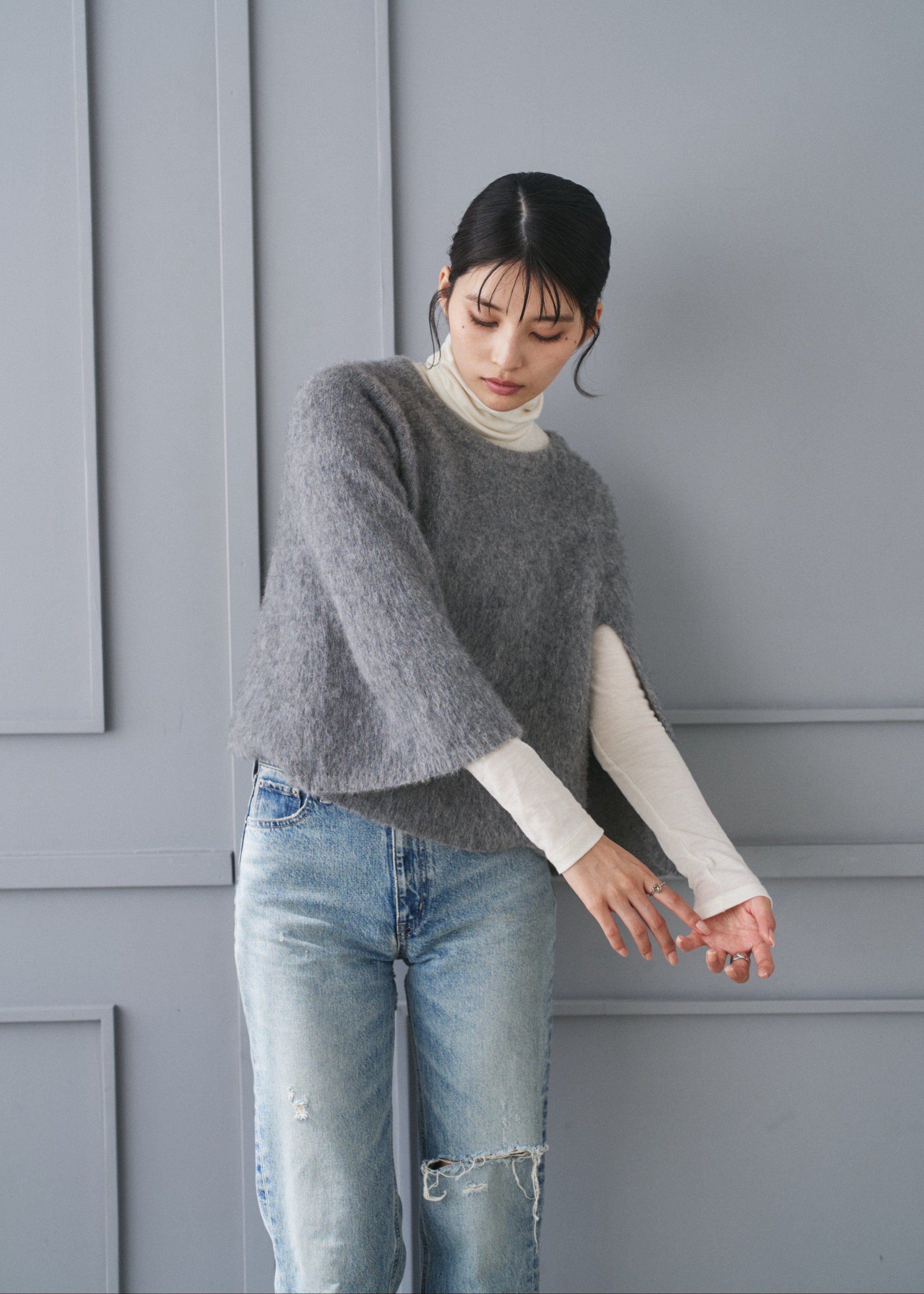 フォックスファーケープポンチョ – CONNSE