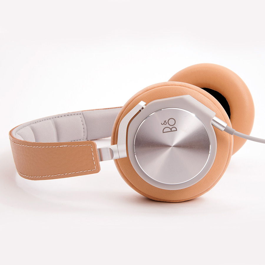 Bang & Olufsen BeoPlay A9 Sound System - COOL HUNTING®