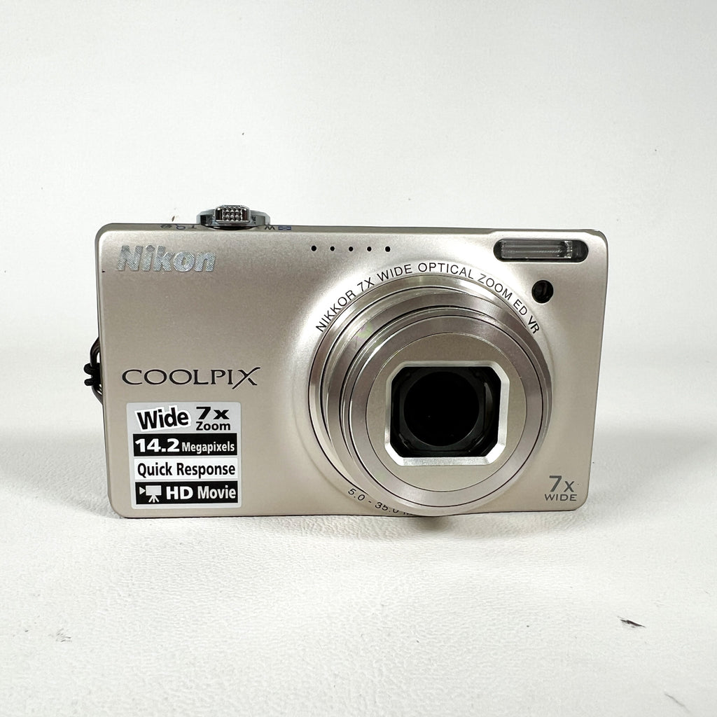 Modern 2010 Nikon Coolpix S6000 Silver Digital Camera