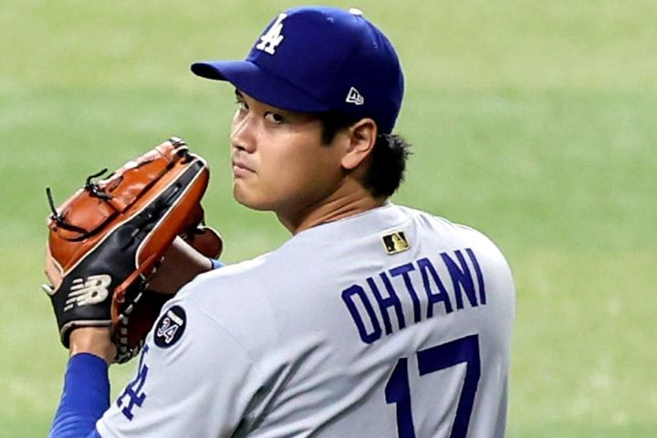 2ストライクになったら終わり」――球団OBが説く大谷翔平の“攻略術” 手も