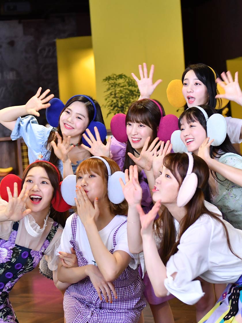 ココでしか見られない！ OH MY GIRL BANHANA「バナナが食べれないサル