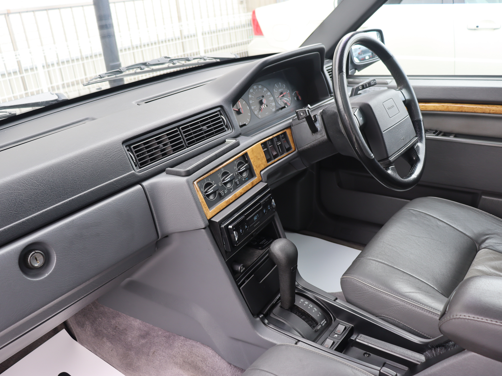 希少な940エステートが入庫｜ボルボ専門店コクスン