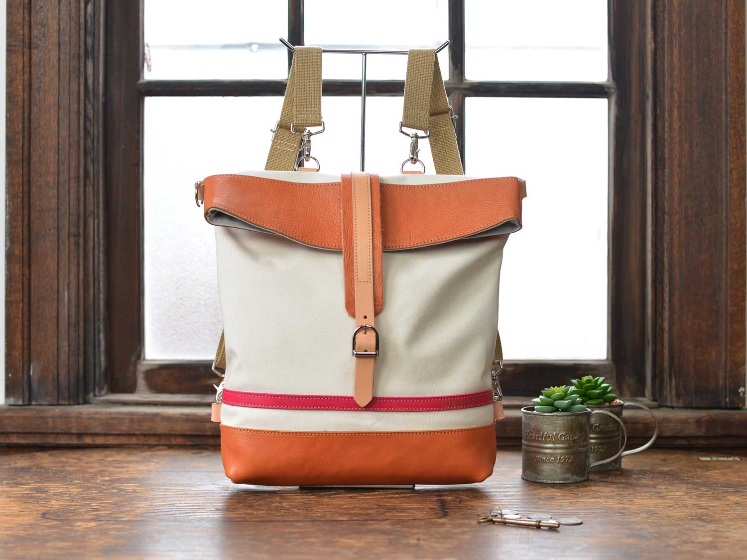 八幡帆布鞄｜革と高島帆布の2wayリュック Lサイズ【ホワイト×ピンク