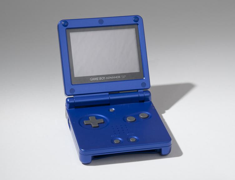 Nintendo Game Boy Advance SP, model AGS-001 | Science Museum Group