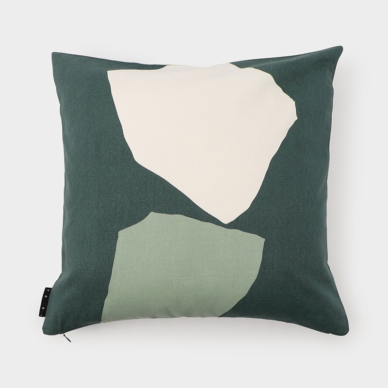 TCS チャーリーシェパード アブストラクト タイル クッションカバー