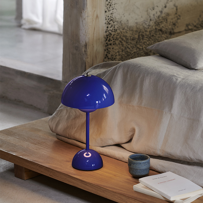 &TRADITION FLOWERPOT TABLE PORTABLE VP9 MG COBALT BLUE｜ポータブル