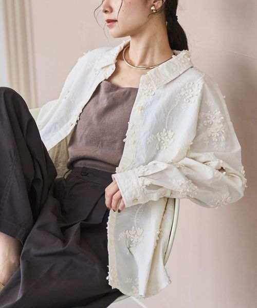 3D刺繍ロングスリーブシャツ