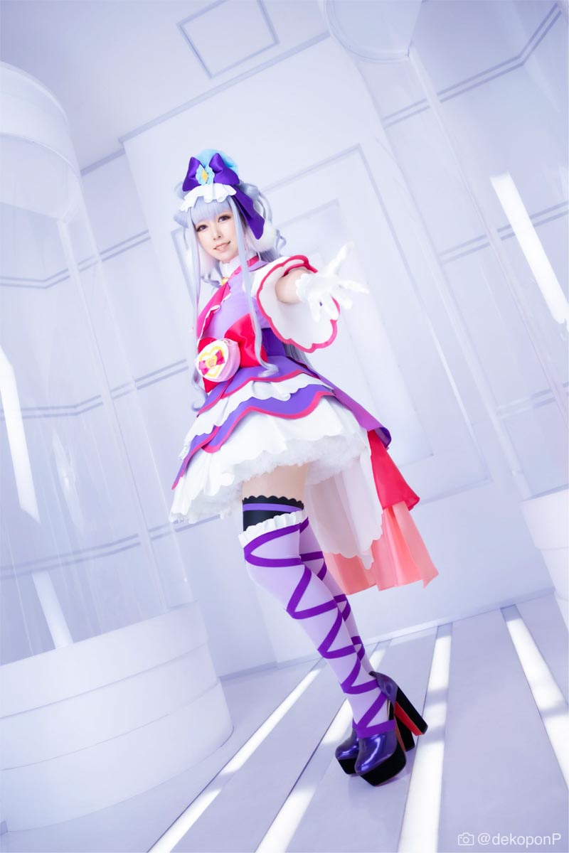 コスプレイヤーLena『HUGっと！プリキュア』キュアアムールの