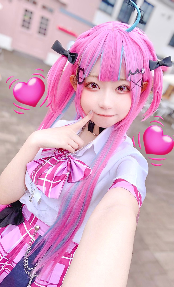 コスプレイヤーしほな『ホロライブ』湊あくあ二次元的アホ毛はアイロン