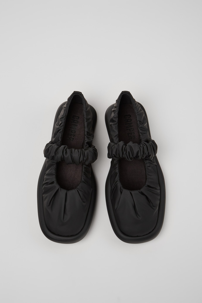 レディース カジュアルシューズ | カンペール（Camper）公式オンライン