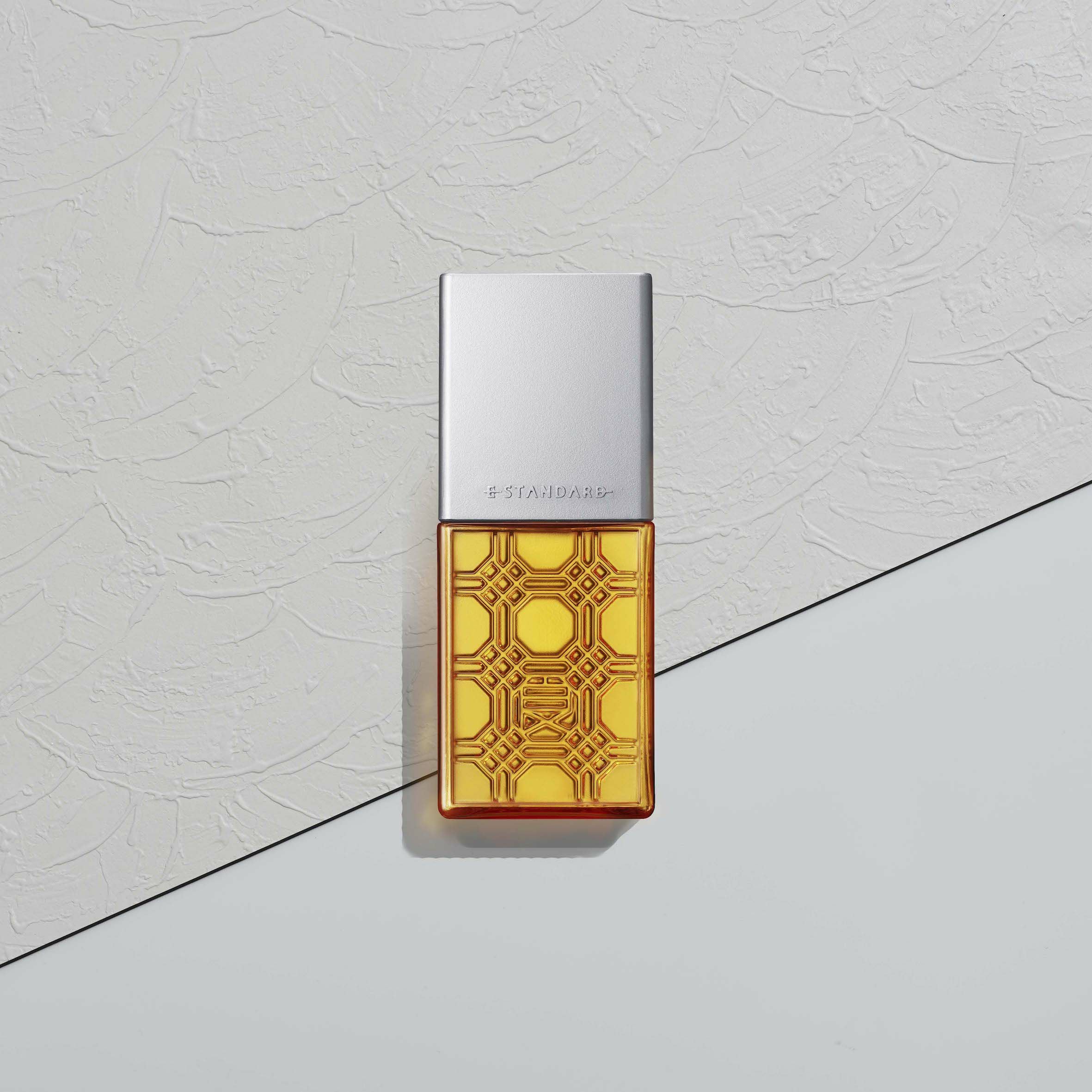 イイスタンダード ヘアオイル | Canow Online Store