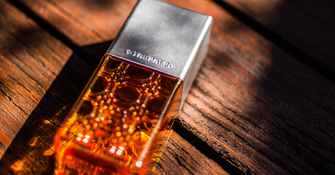 イイスタンダード ヘアオイル | Canow Online Store