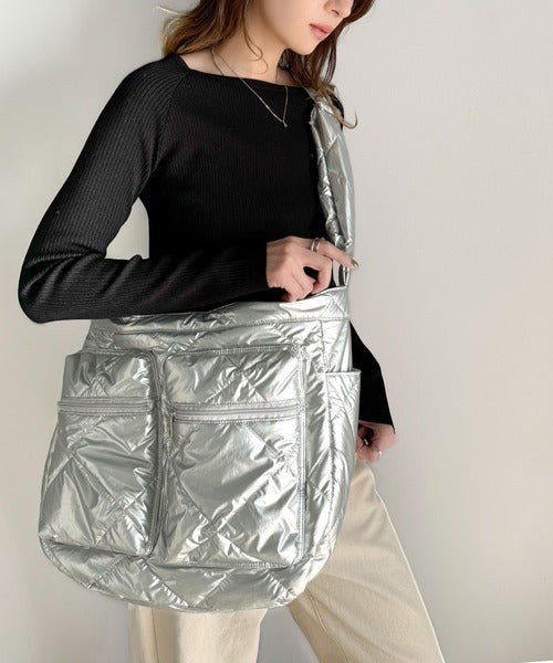 Javaジャバコラボ》旅行にも日常にも◎大容量ポケットキルティング