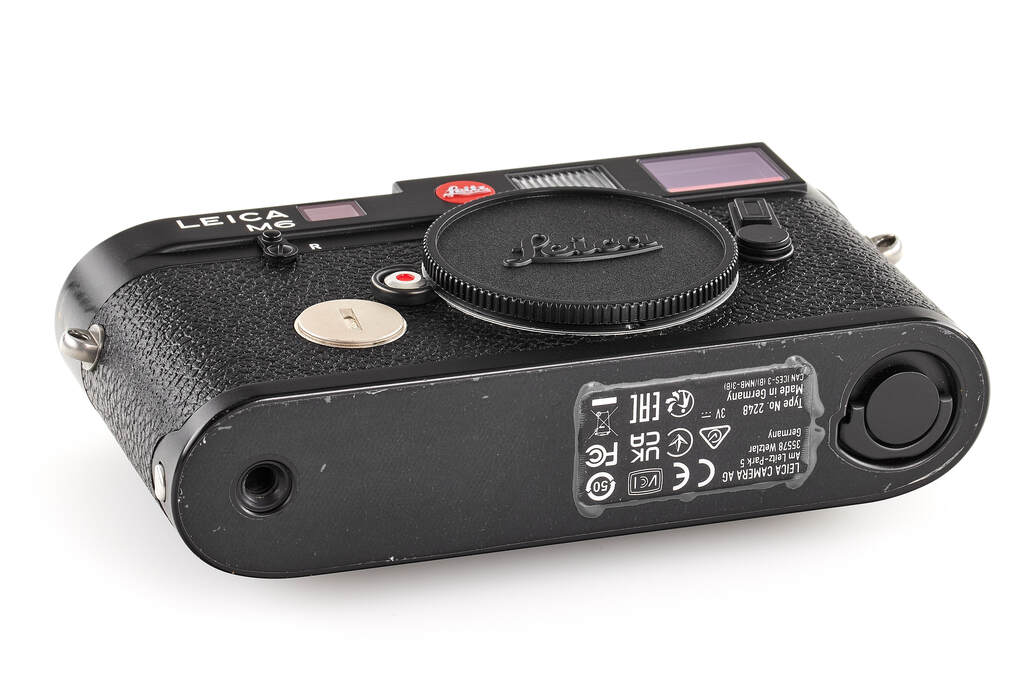 Leica M6 reissued 10557 - like new with 2 year guarantee | 35476,14