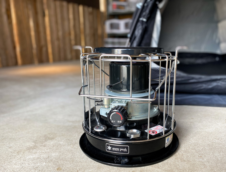 春キャンプの寒さ対策におすすめ！「スノーピーク タクードKH-002BK