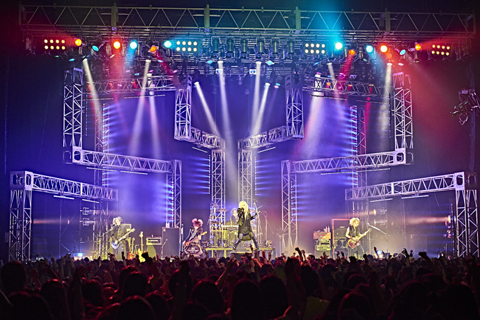 BORN 2016.5.26 Zepp DiverCity【SUPER BLACK MARKET】ライブレポート