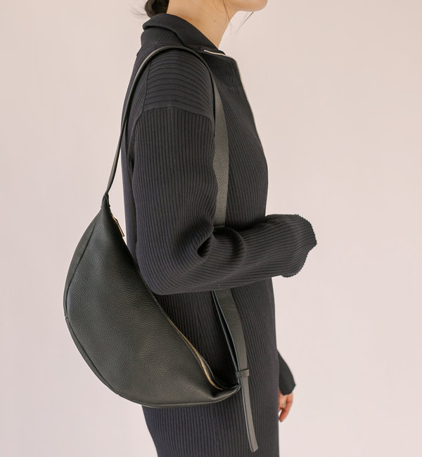 RIVE DROITE リヴドロワ カーブボディバッグ ブラック RIVE DROITE