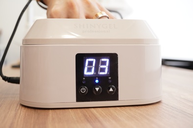 エステ気分で癒されながらネイルオフできちゃう「SHINYGEL スチーム