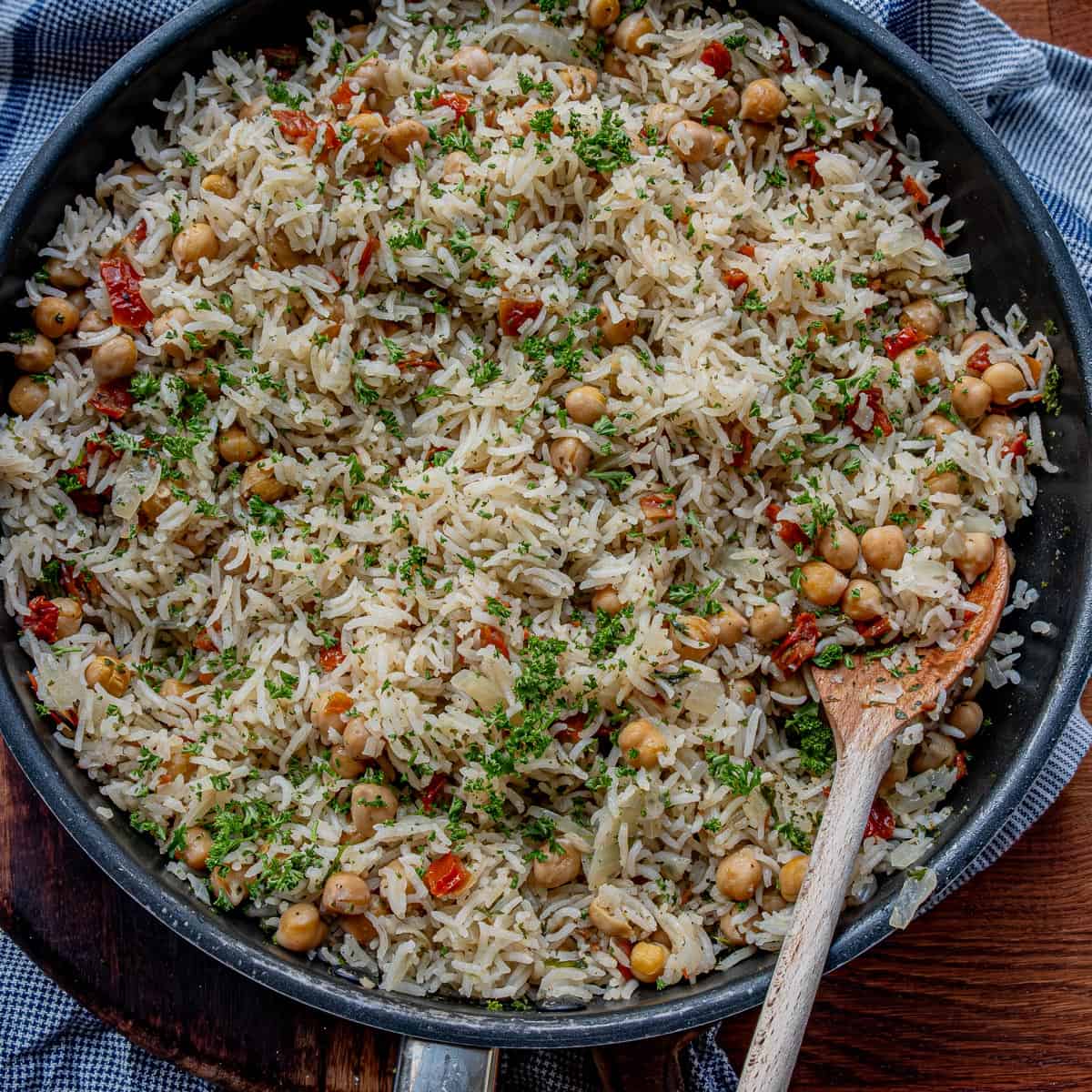 Mediterranean Rice with Chickpeas and Sun Dried Tomatoes