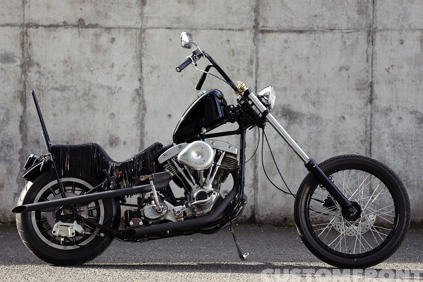 ハーレーの仙台チョッパースタイル ショベルヘッドFXE1979年・モトリ